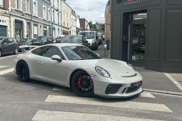 PORSCHE 911 GT3