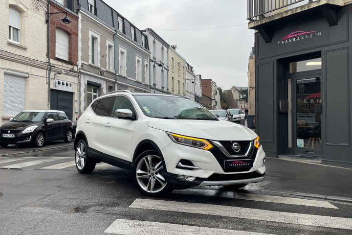 NISSAN QASHQAI 2019