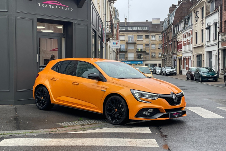 RENAULT MEGANE IV BERLINE