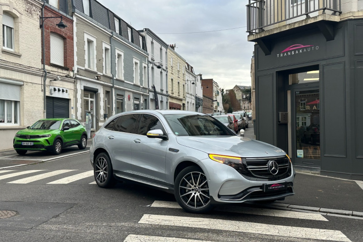 MERCEDES EQC