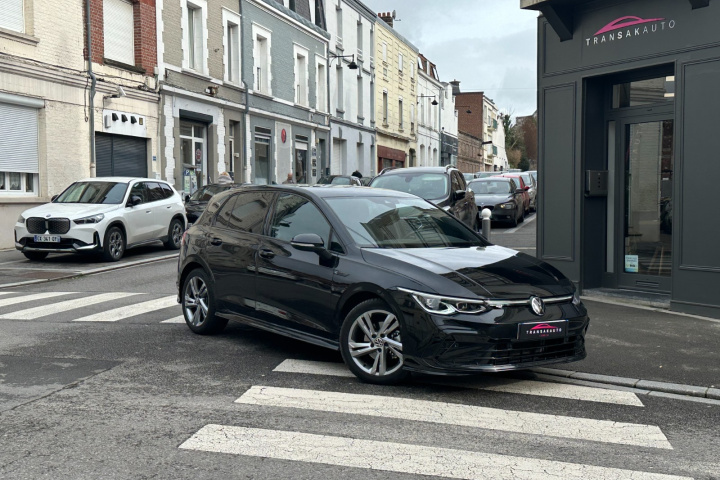 VOLKSWAGEN GOLF VIII