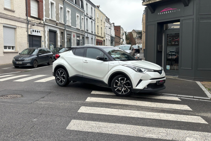 TOYOTA C-HR HYBRIDE PRO RC18