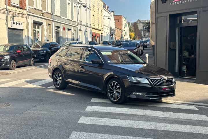 SKODA SUPERB COMBI