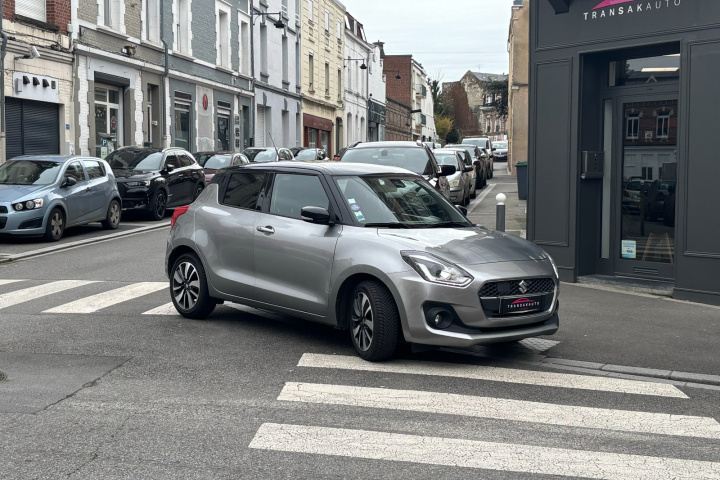 SUZUKI SWIFT