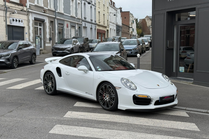PORSCHE 911 TURBO COUPE