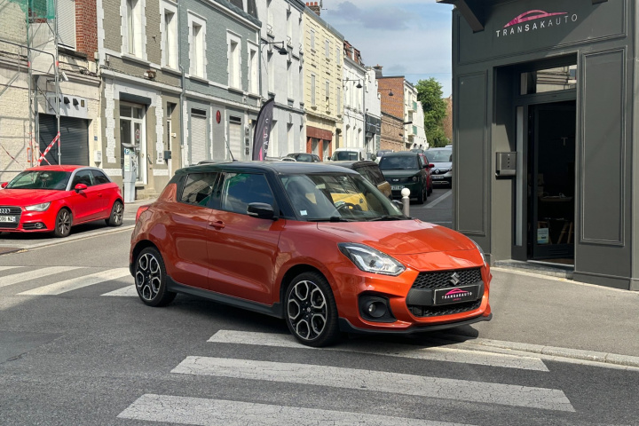 SUZUKI SWIFT