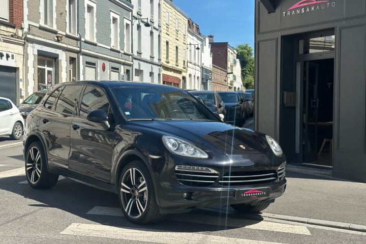 PORSCHE CAYENNE