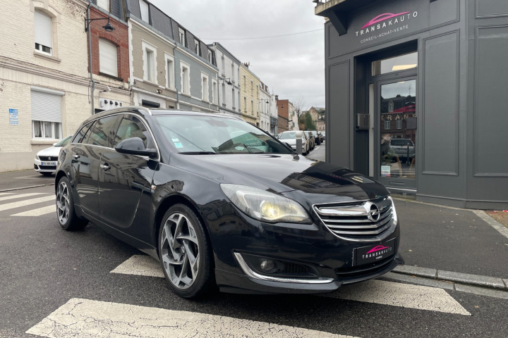 OPEL INSIGNIA SPORTS TOURER