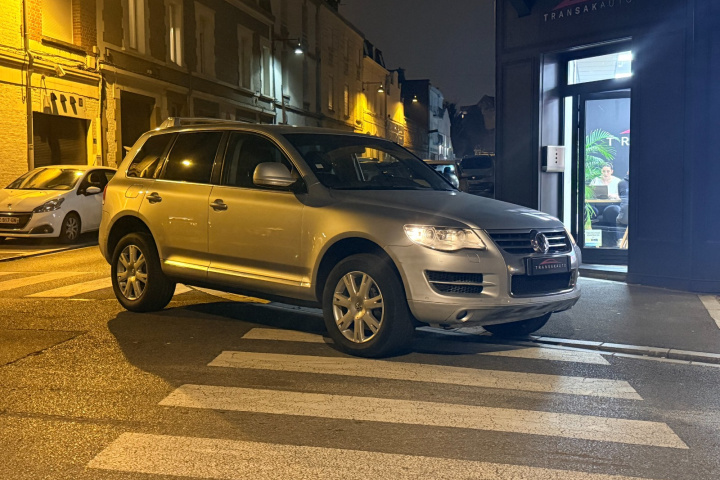 VOLKSWAGEN TOUAREG