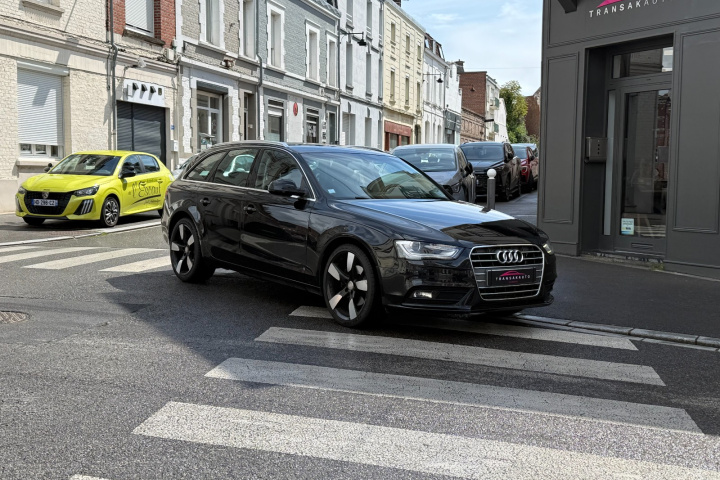 AUDI  A4 AVANT